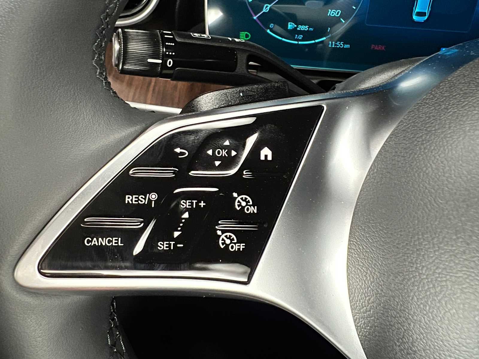 2025 Mercedes-Benz C 300 4MATIC® Sedan