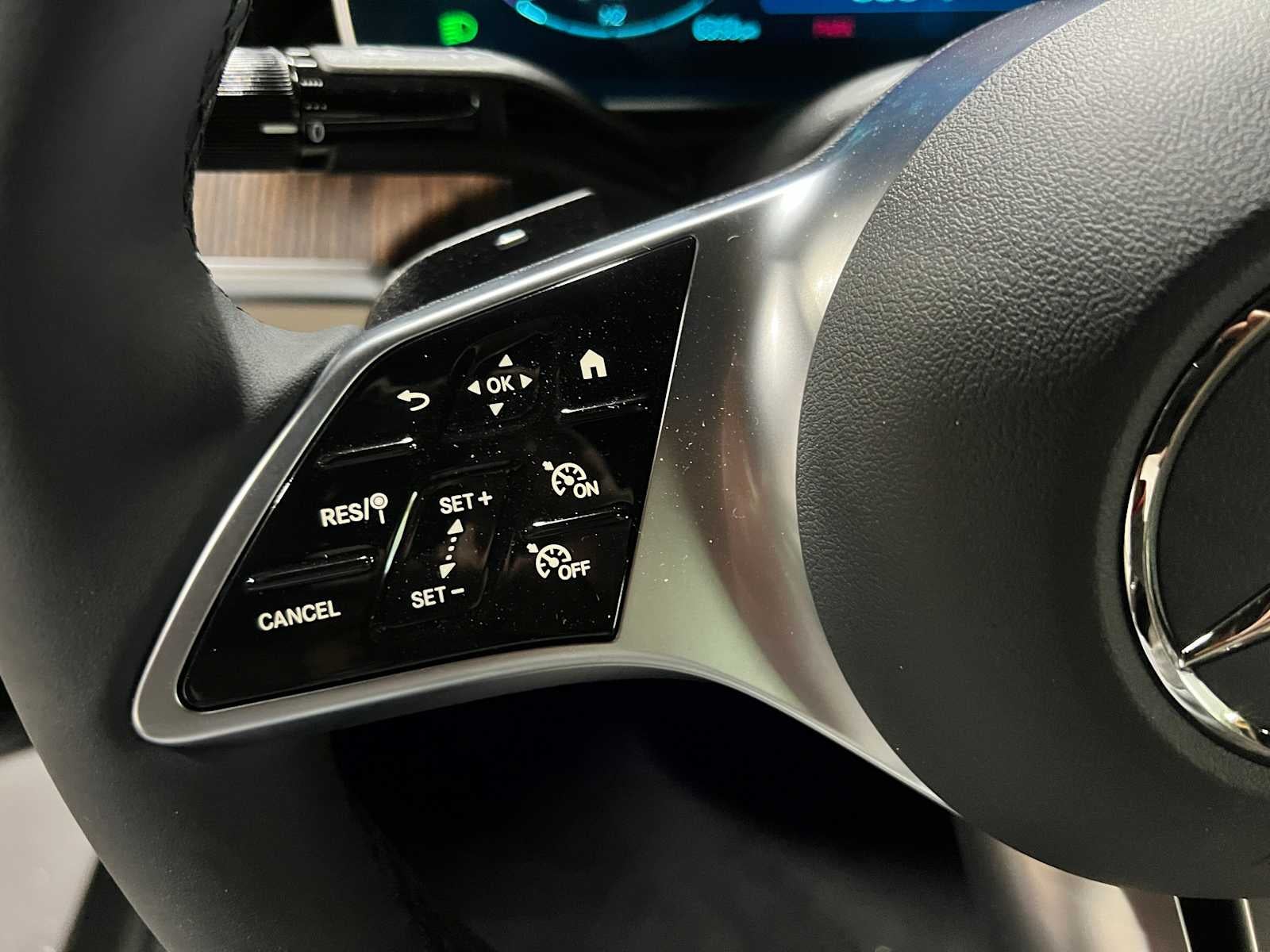 2025 Mercedes-Benz C 300 4MATIC® Sedan