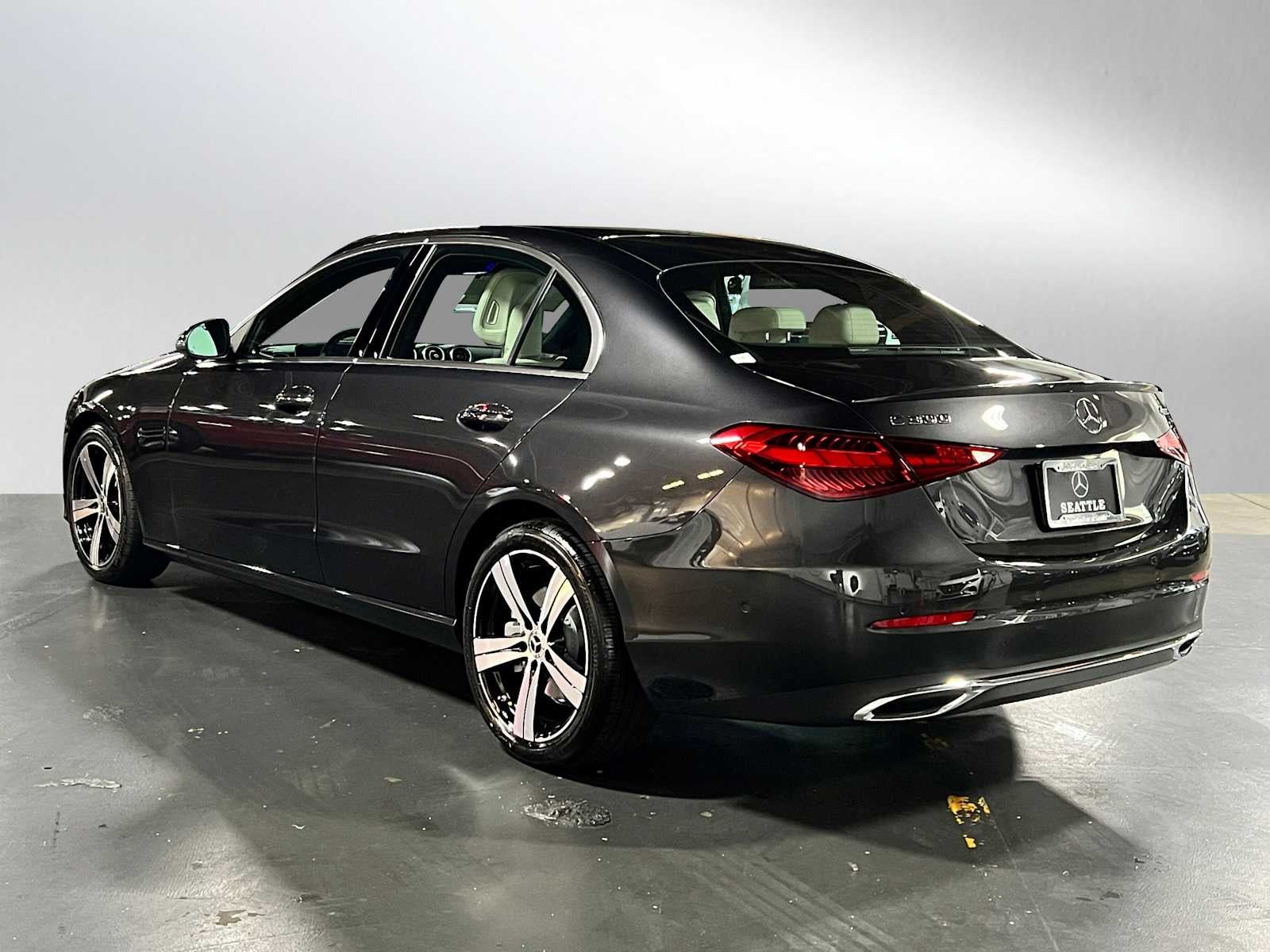 2025 Mercedes-Benz C 300 4MATIC® Sedan