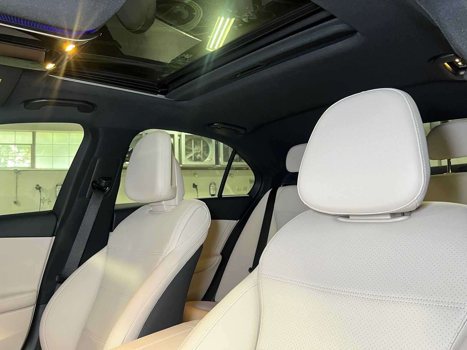 2025 Mercedes-Benz C 300 4MATIC® Sedan