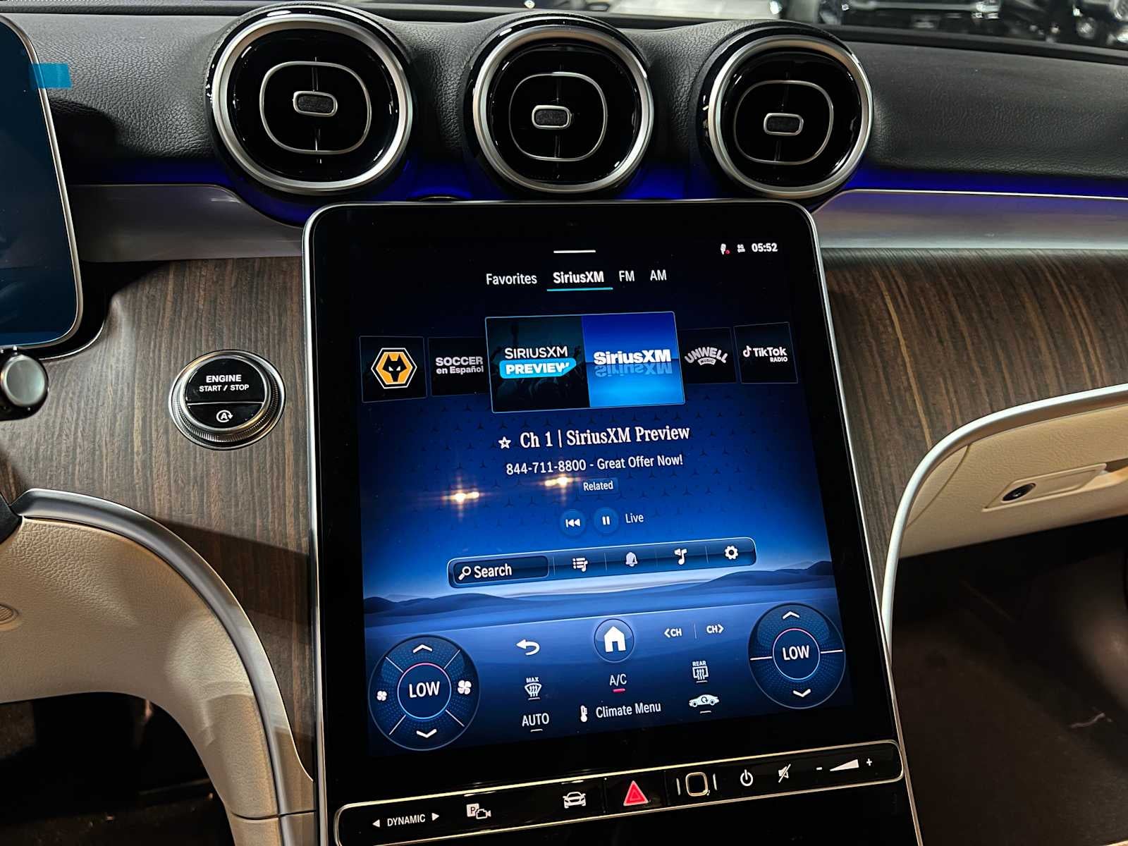 2025 Mercedes-Benz C 300 4MATIC® Sedan