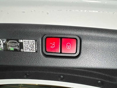 2027 Mercedes-Benz C 300 4MATIC® Sedan