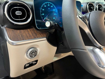 2027 Mercedes-Benz C 300 4MATIC® Sedan