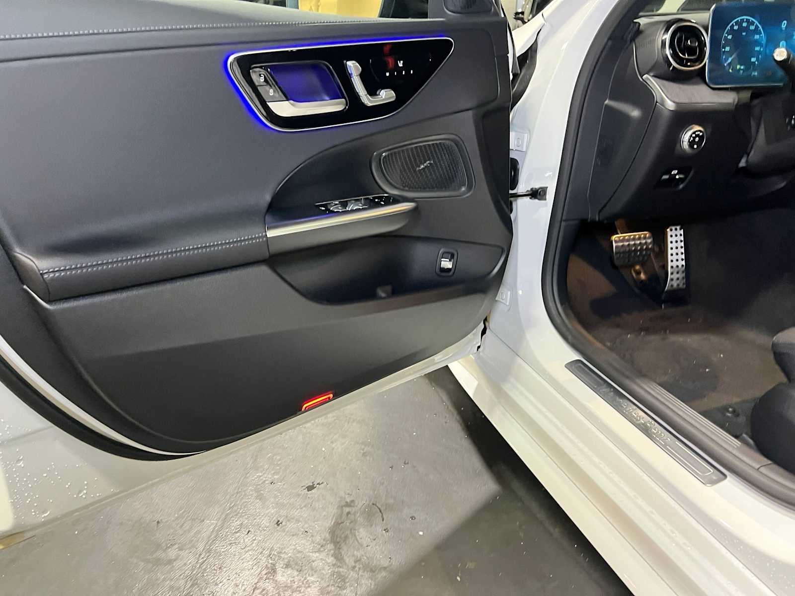 2027 Mercedes-Benz C 300 4MATIC® Sedan