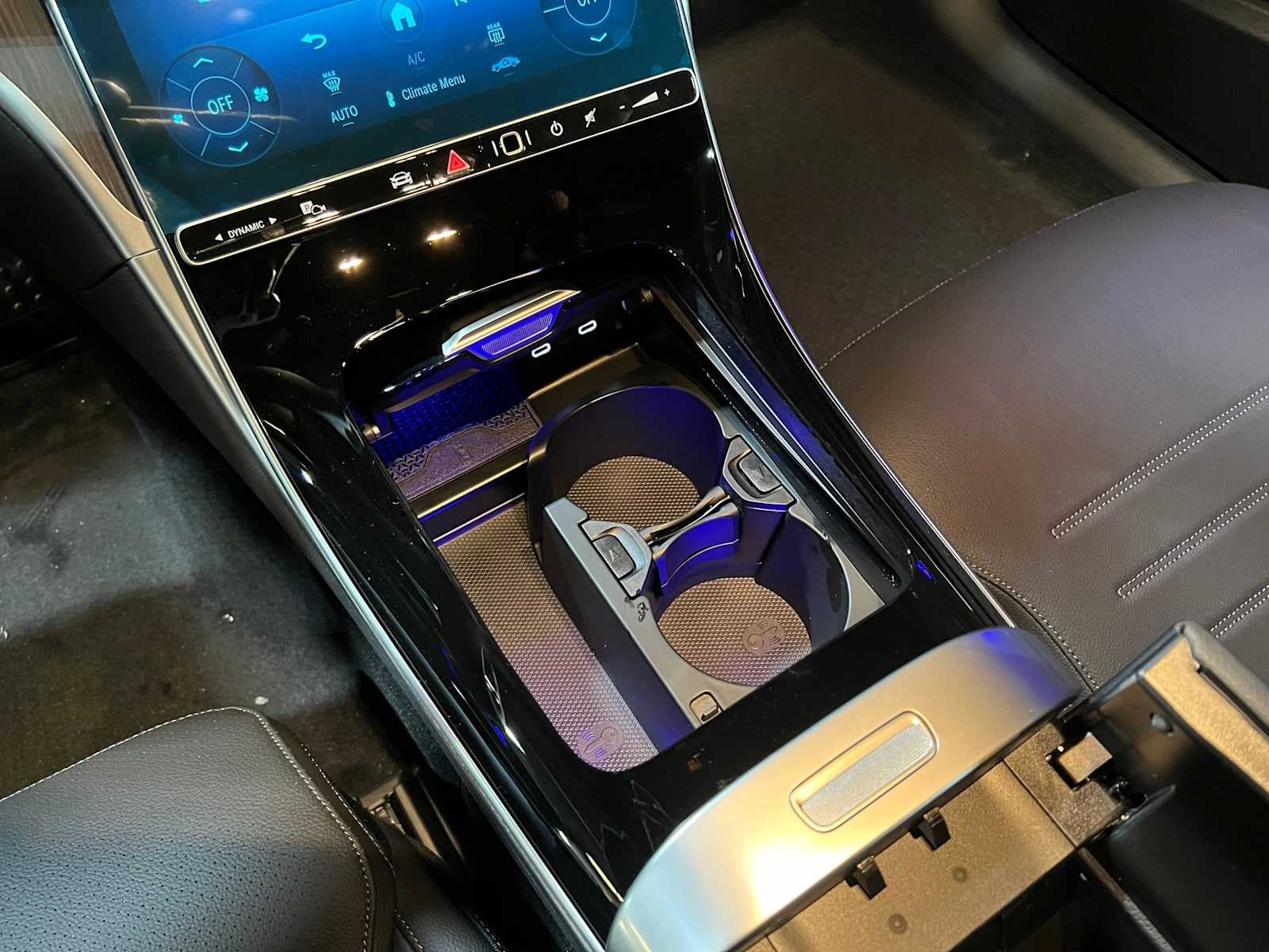 2027 Mercedes-Benz C 300 4MATIC® Sedan