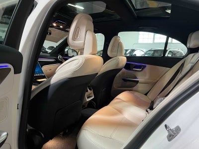 2026 Mercedes-Benz C 300 4MATIC® Sedan