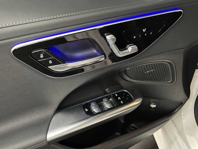 2026 Mercedes-Benz C 300 4MATIC® Sedan