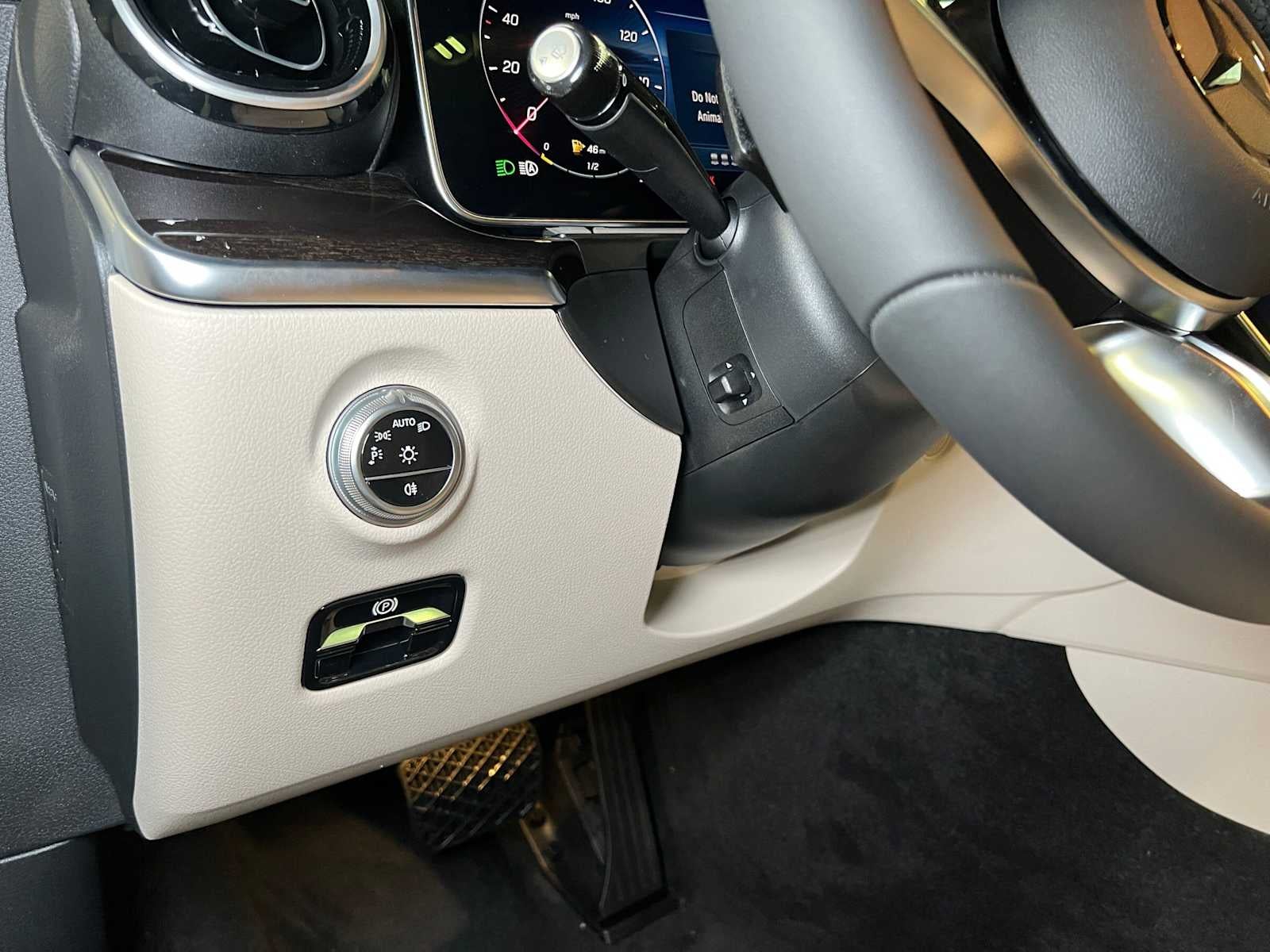 2026 Mercedes-Benz C 300 4MATIC® Sedan