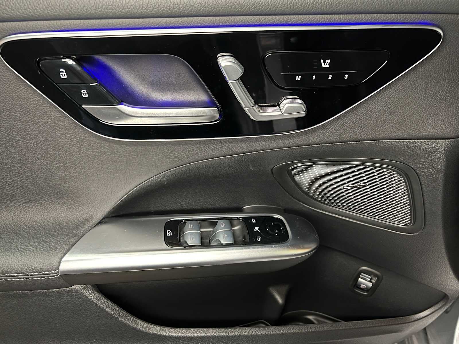 2025 Mercedes-Benz C 300 4MATIC® Sedan