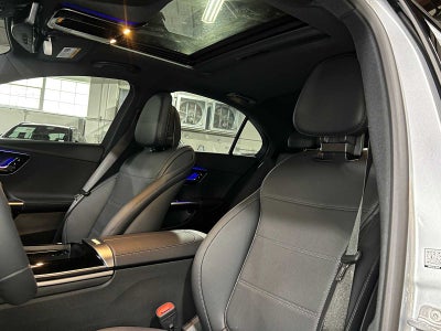 2025 Mercedes-Benz C 300 4MATIC® Sedan