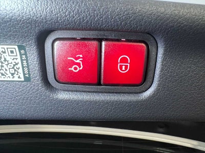 2025 Mercedes-Benz C 300 4MATIC® Sedan