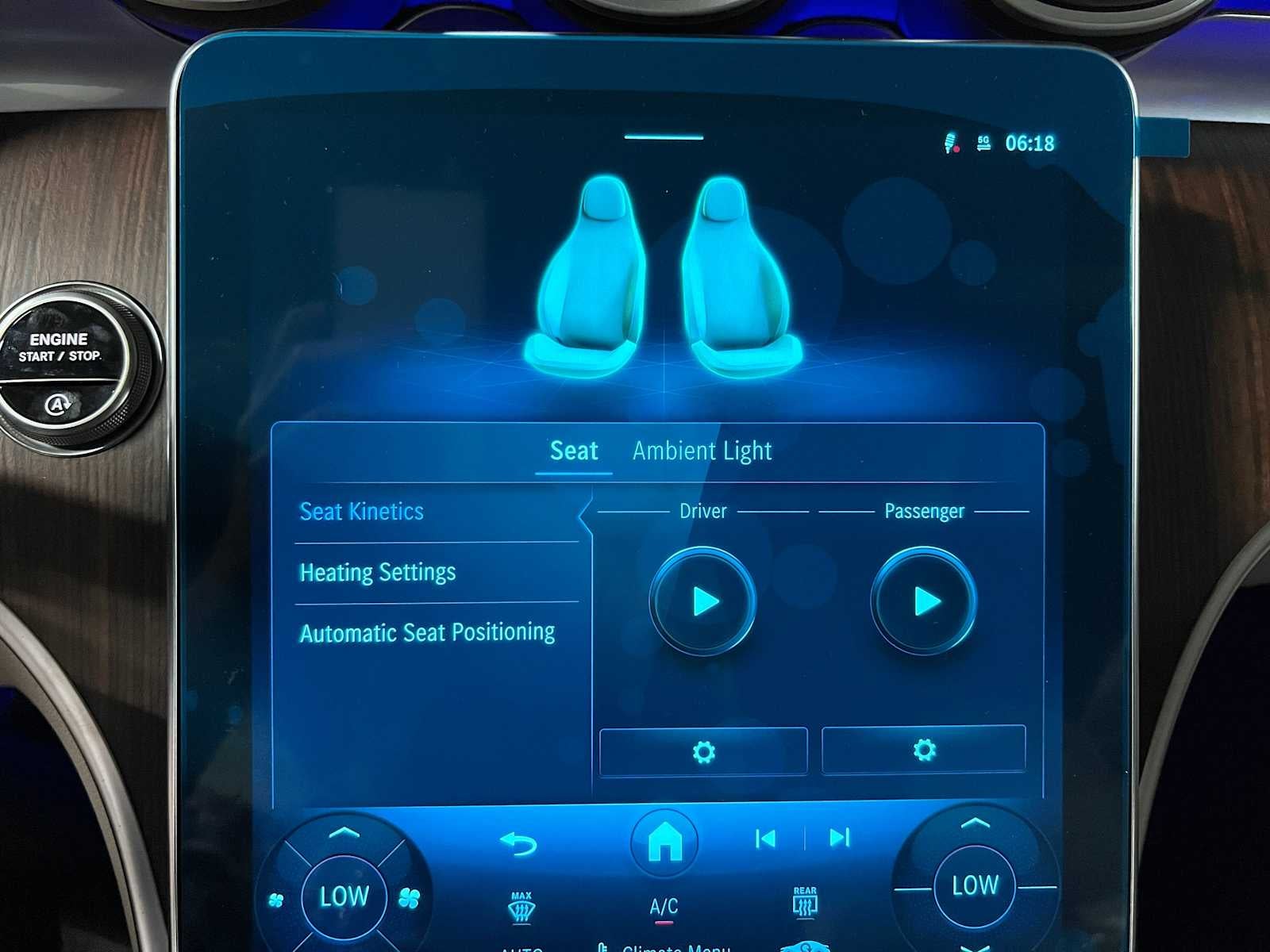 2025 Mercedes-Benz C 300 4MATIC® Sedan