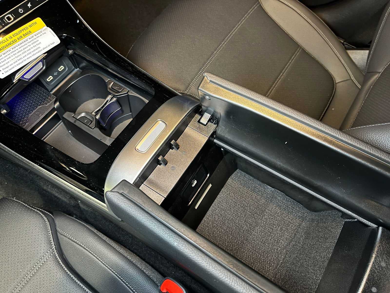 2026 Mercedes-Benz C 300 4MATIC® Sedan