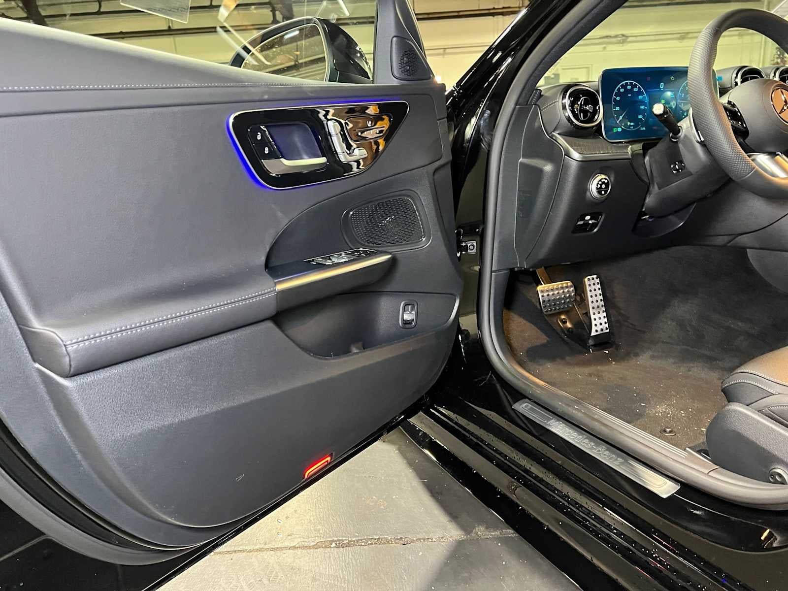 2027 Mercedes-Benz C 300 4MATIC® Sedan