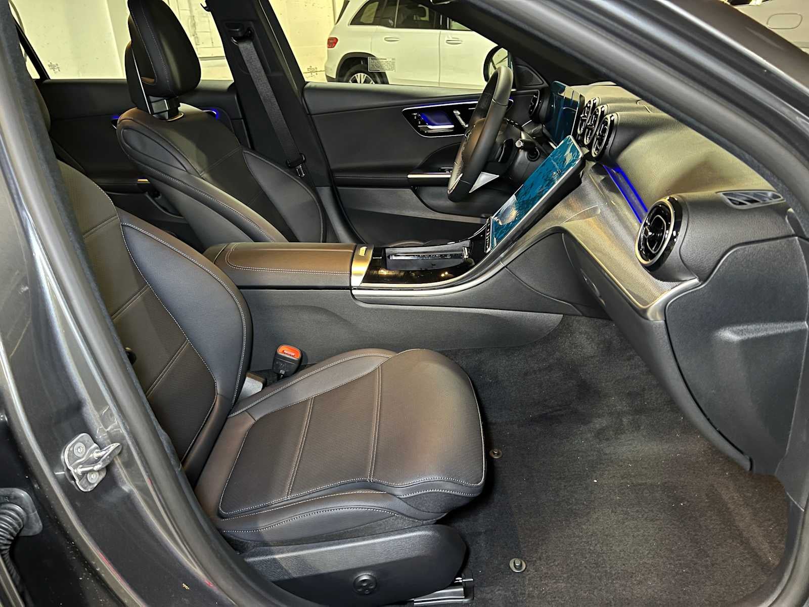 2025 Mercedes-Benz C 300 4MATIC® Sedan