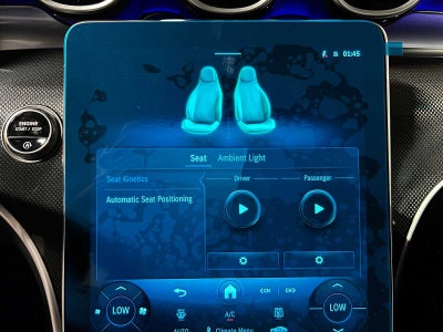 2025 Mercedes-Benz C 300 4MATIC® Sedan