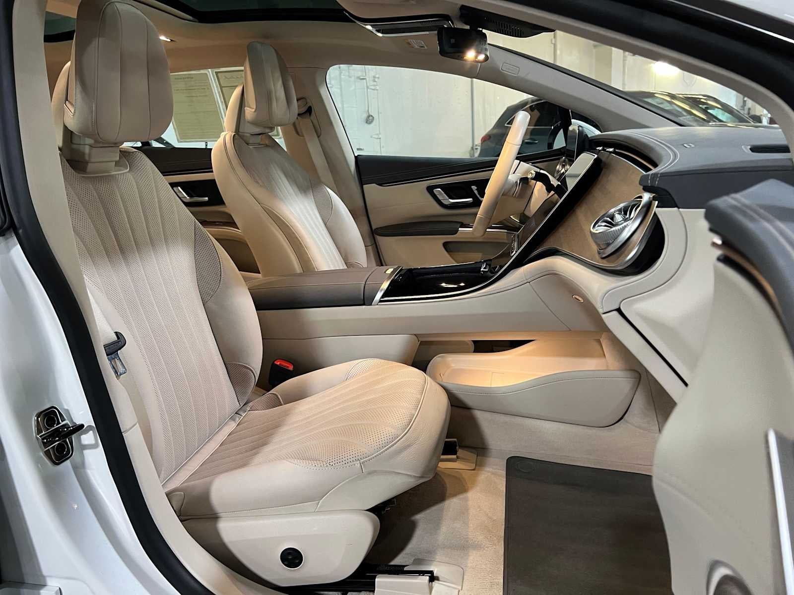 2022 Mercedes-Benz EQS 450+ Sedan
