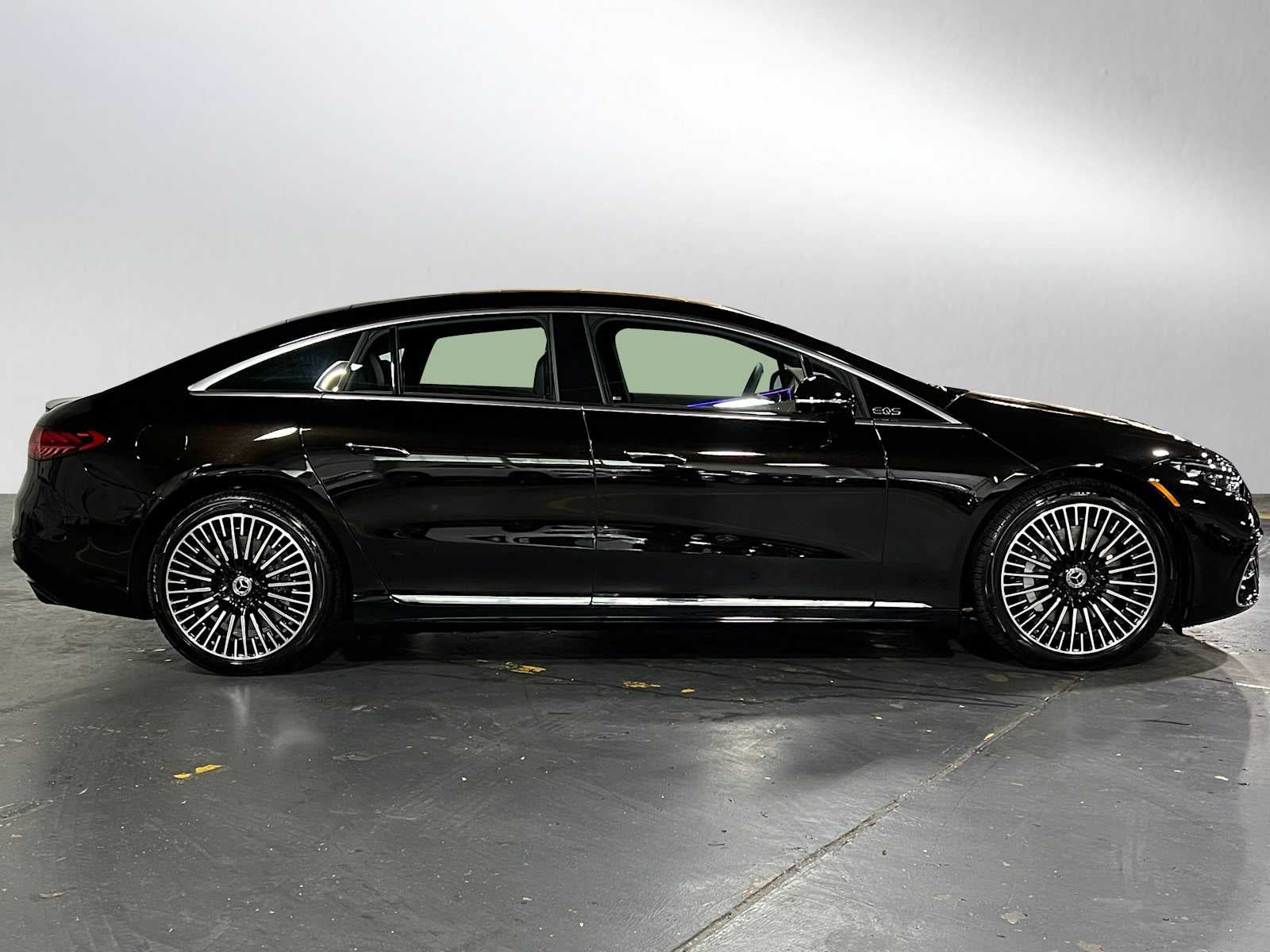 2026 Mercedes-Benz EQS 450 4MATIC® Sedan