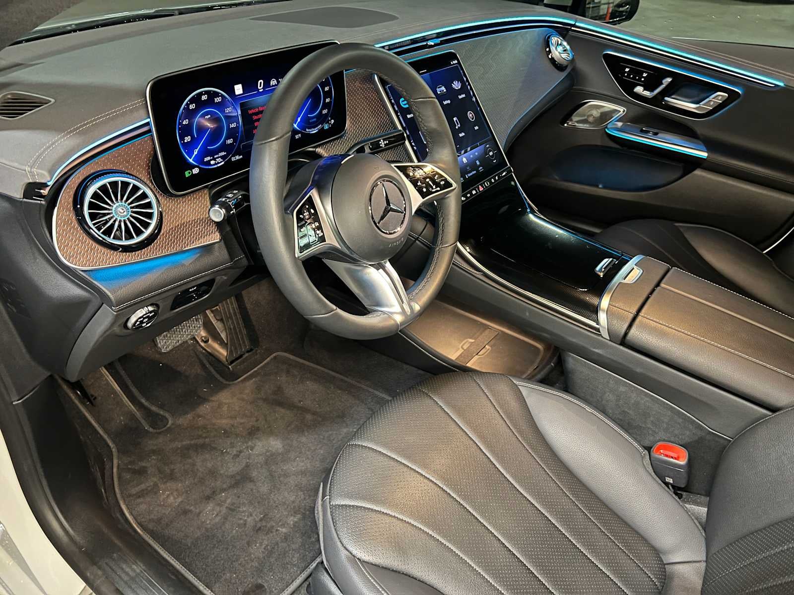 2023 Mercedes-Benz EQE 350 4MATIC®+ Sedan