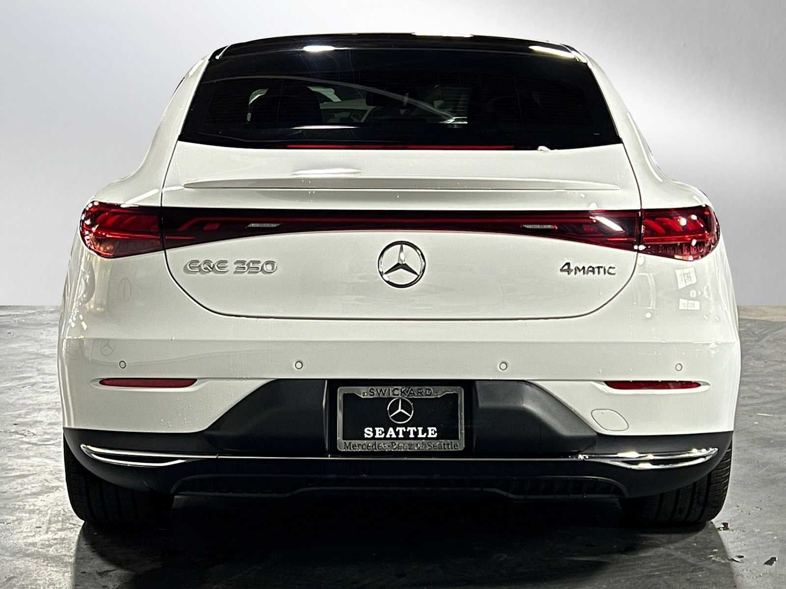 2023 Mercedes-Benz EQE 350 4MATIC®+ Sedan
