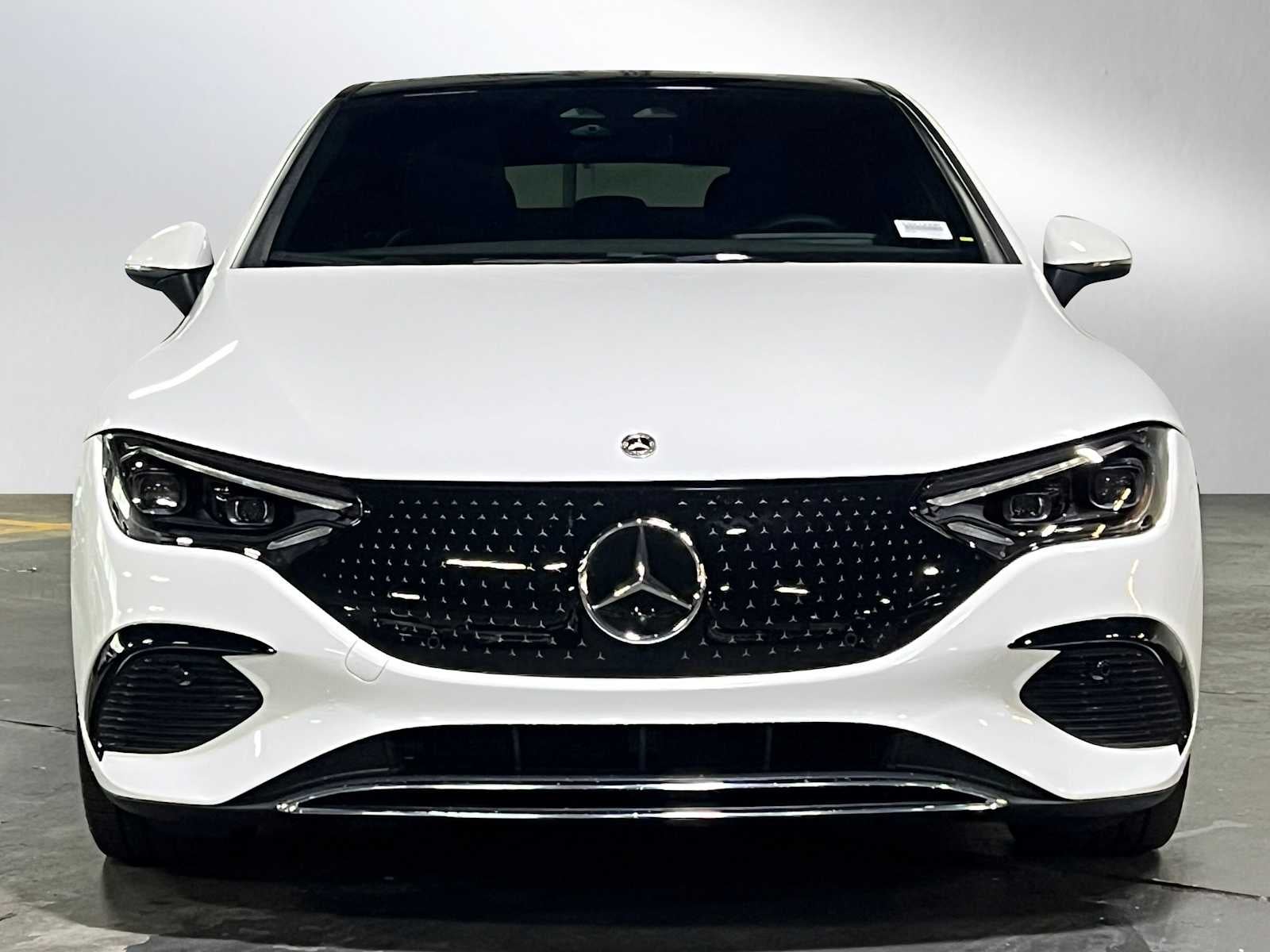 2023 Mercedes-Benz EQE 350 4MATIC®+ Sedan