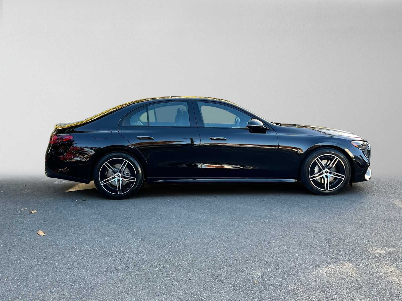 2027 Mercedes-Benz E 350 4MATIC® Sedan