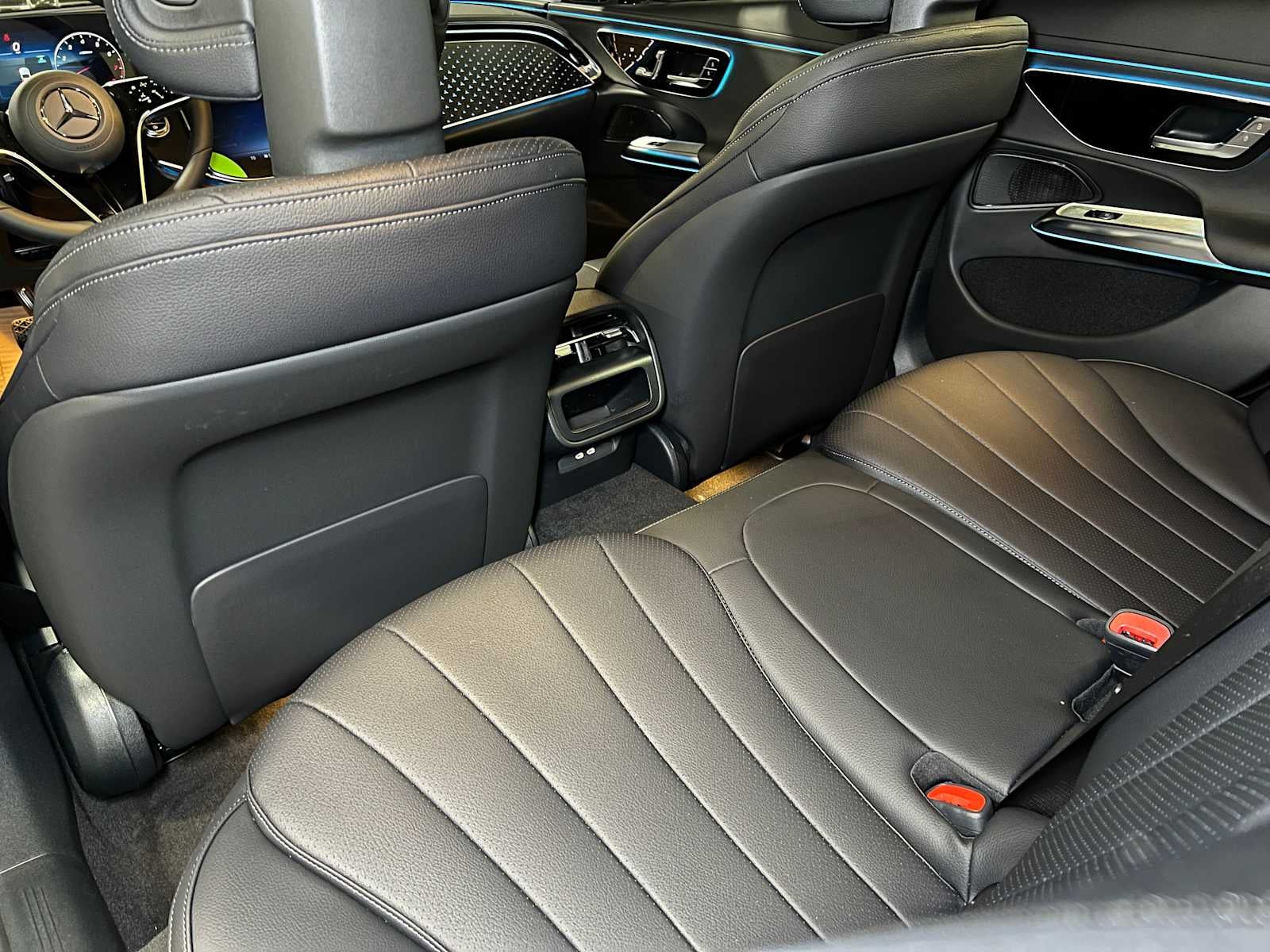 2026 Mercedes-Benz E 350 4MATIC® Sedan