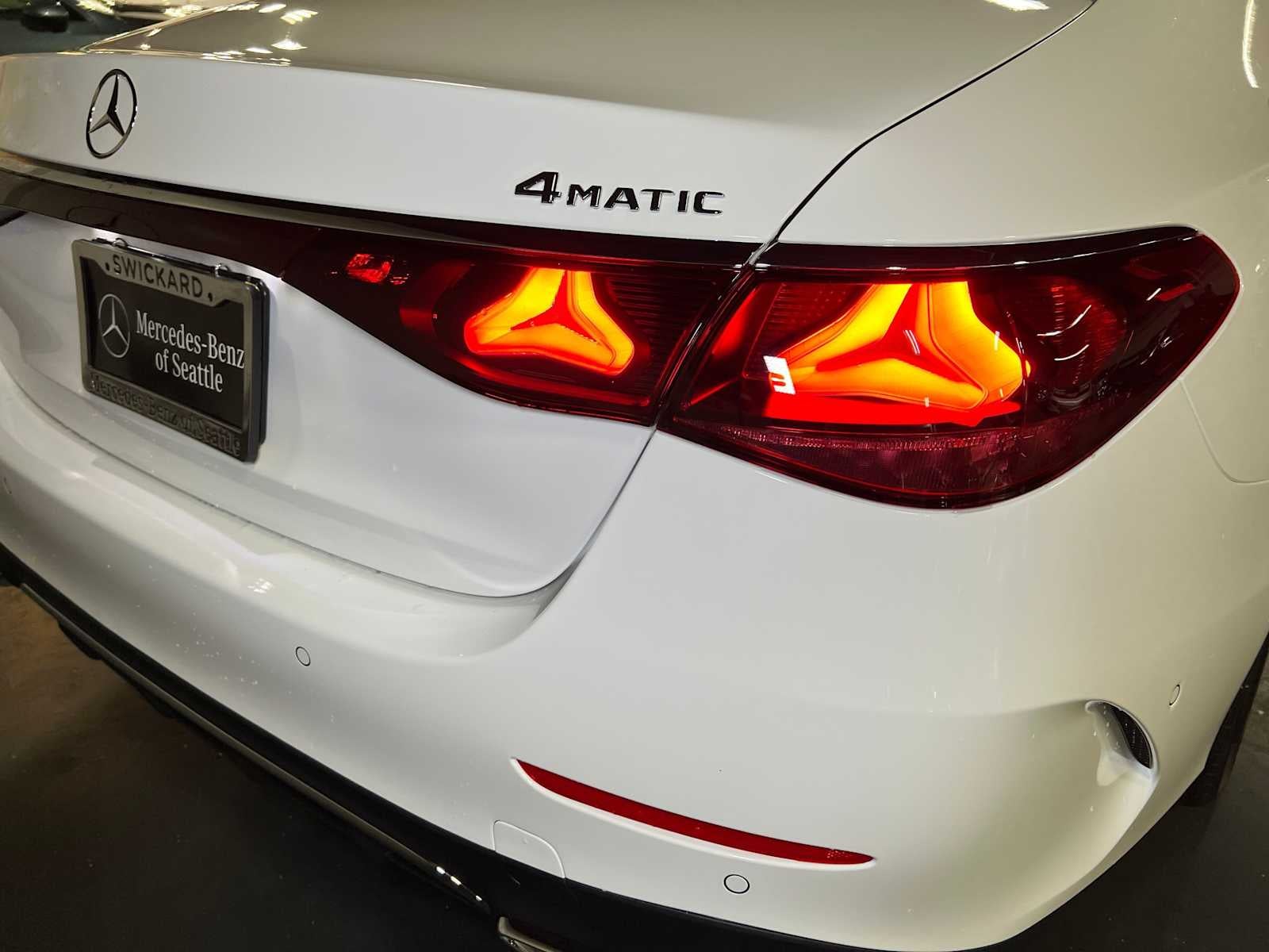 2027 Mercedes-Benz E 350 4MATIC® Sedan