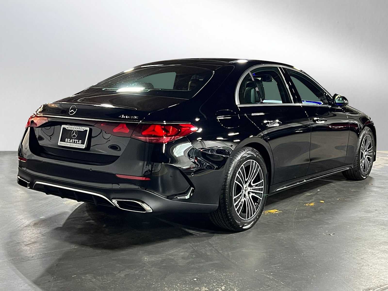 2026 Mercedes-Benz E 350 4MATIC® Sedan