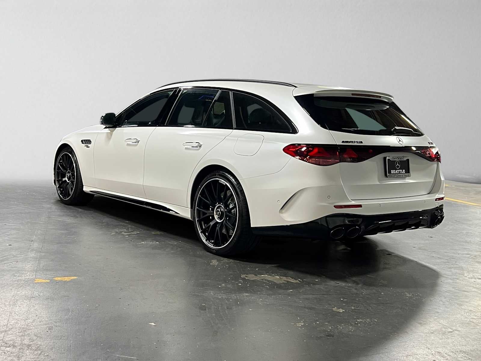 2027 Mercedes-Benz AMG® E 53 Hybrid Wagon