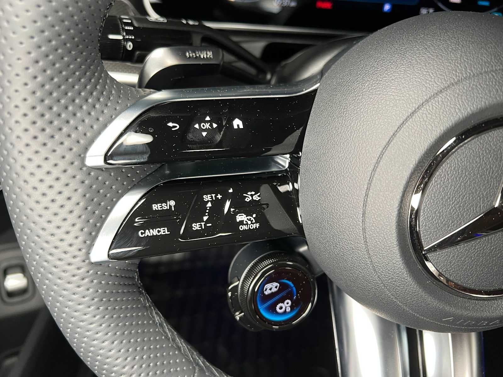 2026 Mercedes-Benz AMG® CLE 53 4MATIC®+ Cabriolet