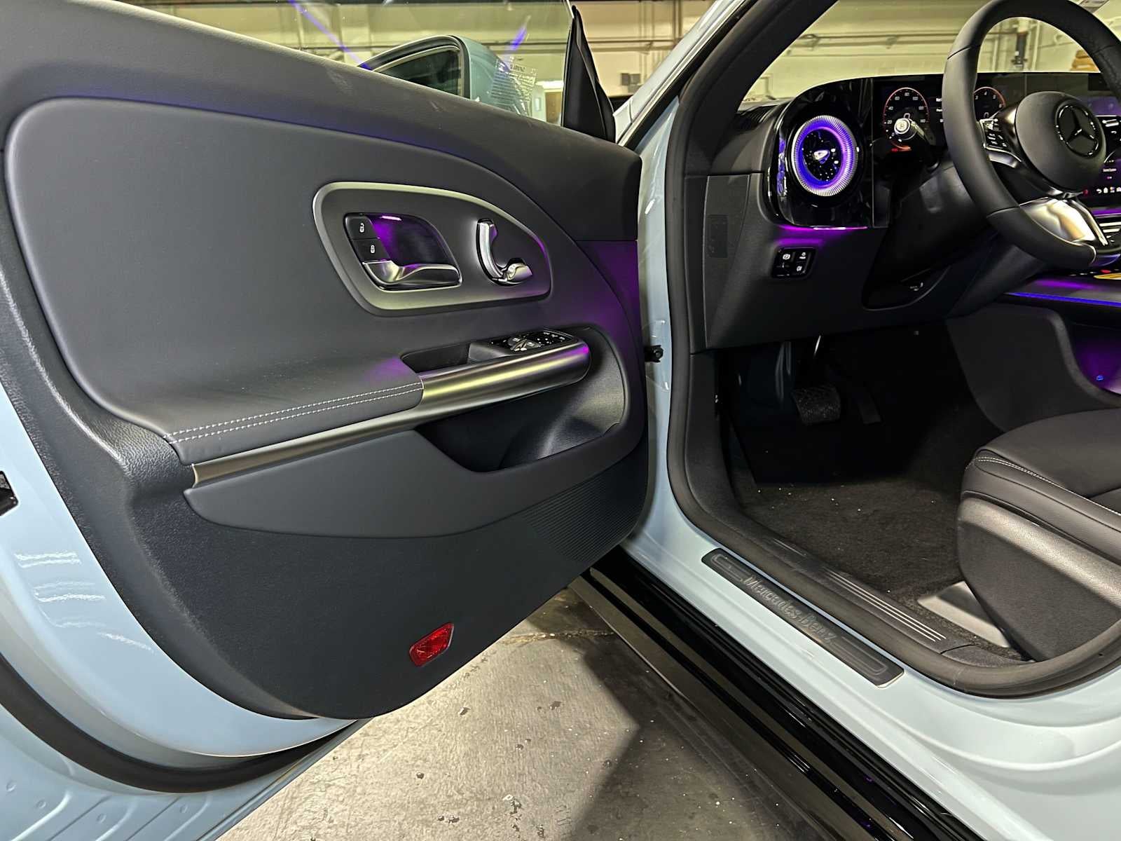 2027 Mercedes-Benz CLA 220 Hybrid FWD