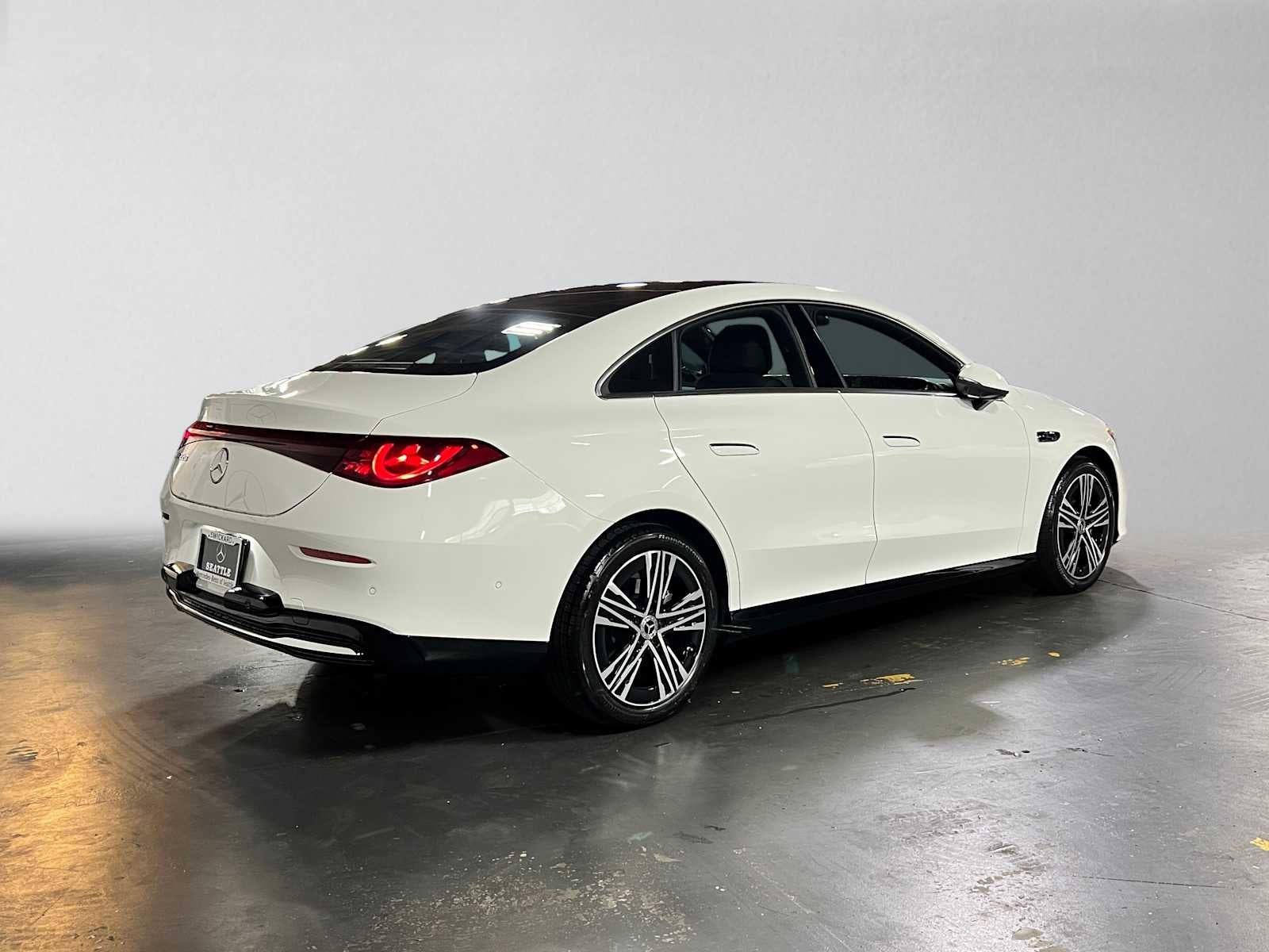 2027 Mercedes-Benz CLA 220 Hybrid FWD