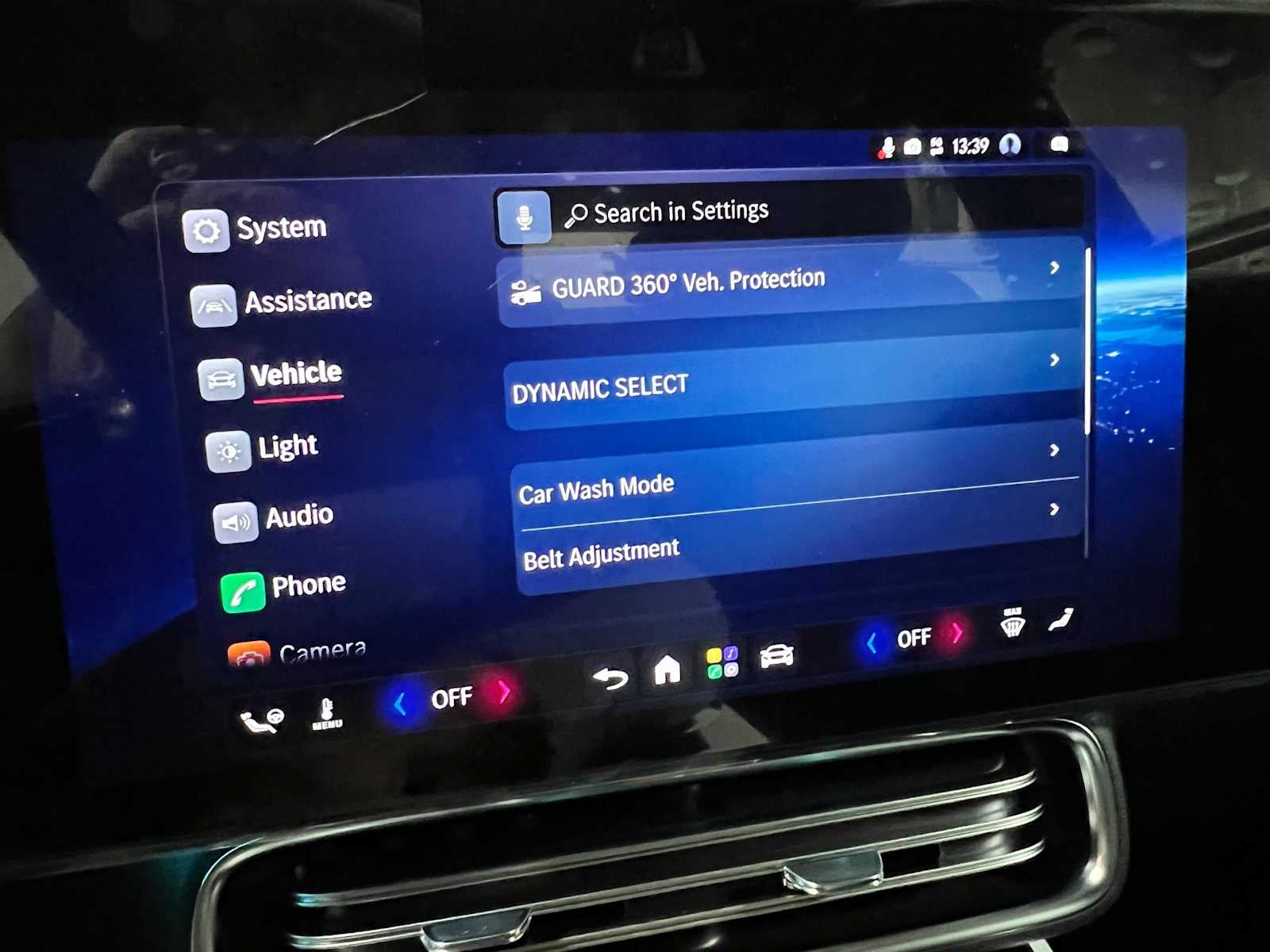 2027 Mercedes-Benz CLA 220 Hybrid FWD