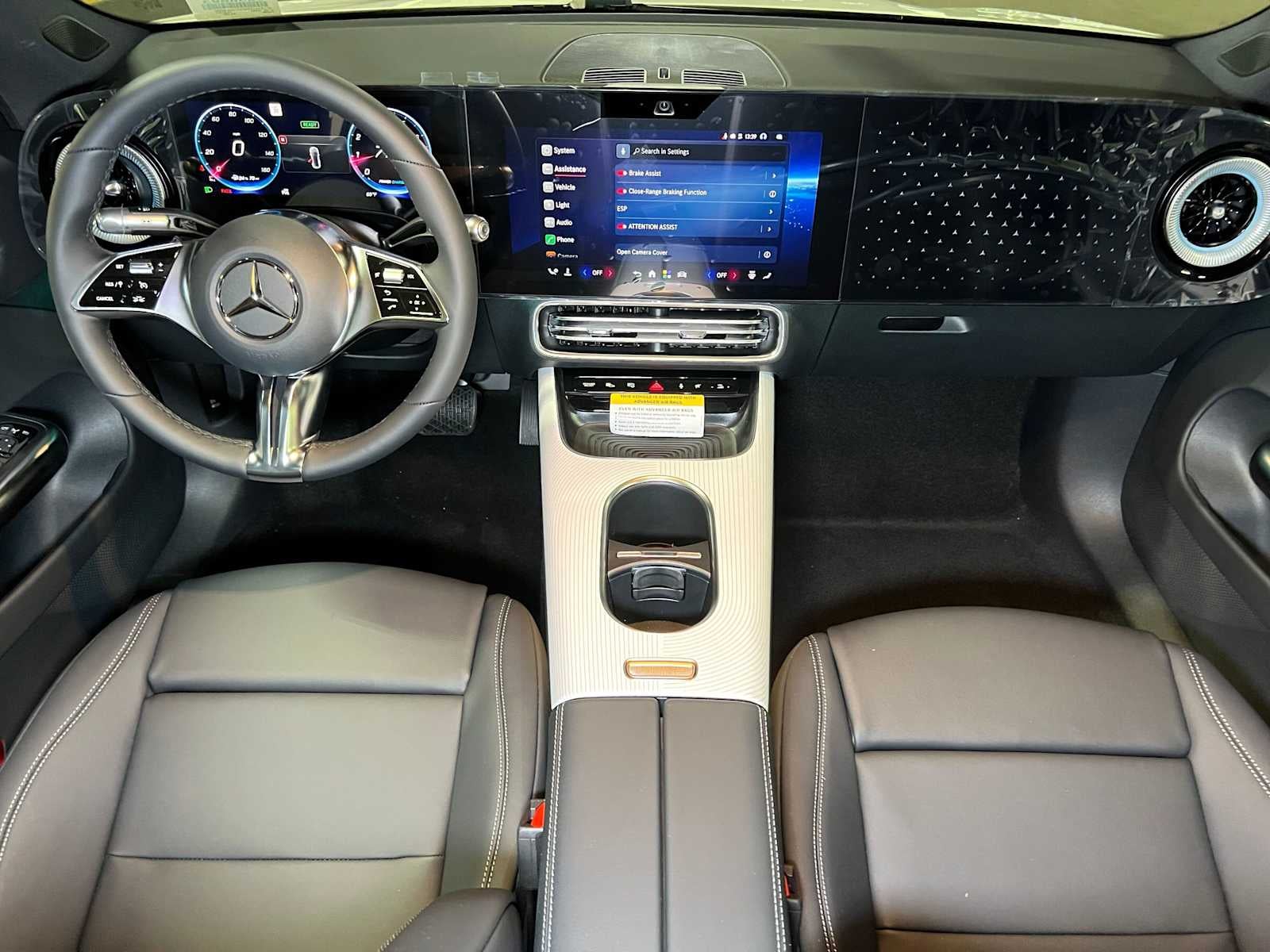 2027 Mercedes-Benz CLA 220 Hybrid FWD