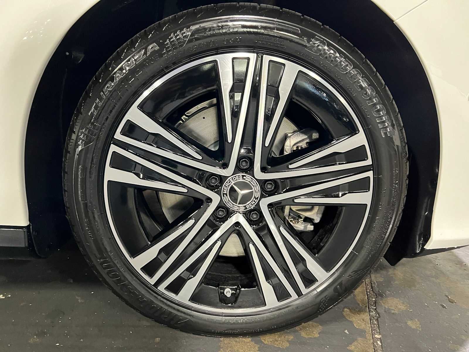2027 Mercedes-Benz CLA 220 Hybrid FWD