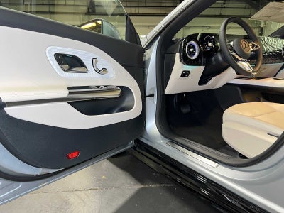 2027 Mercedes-Benz CLA 220 Hybrid FWD