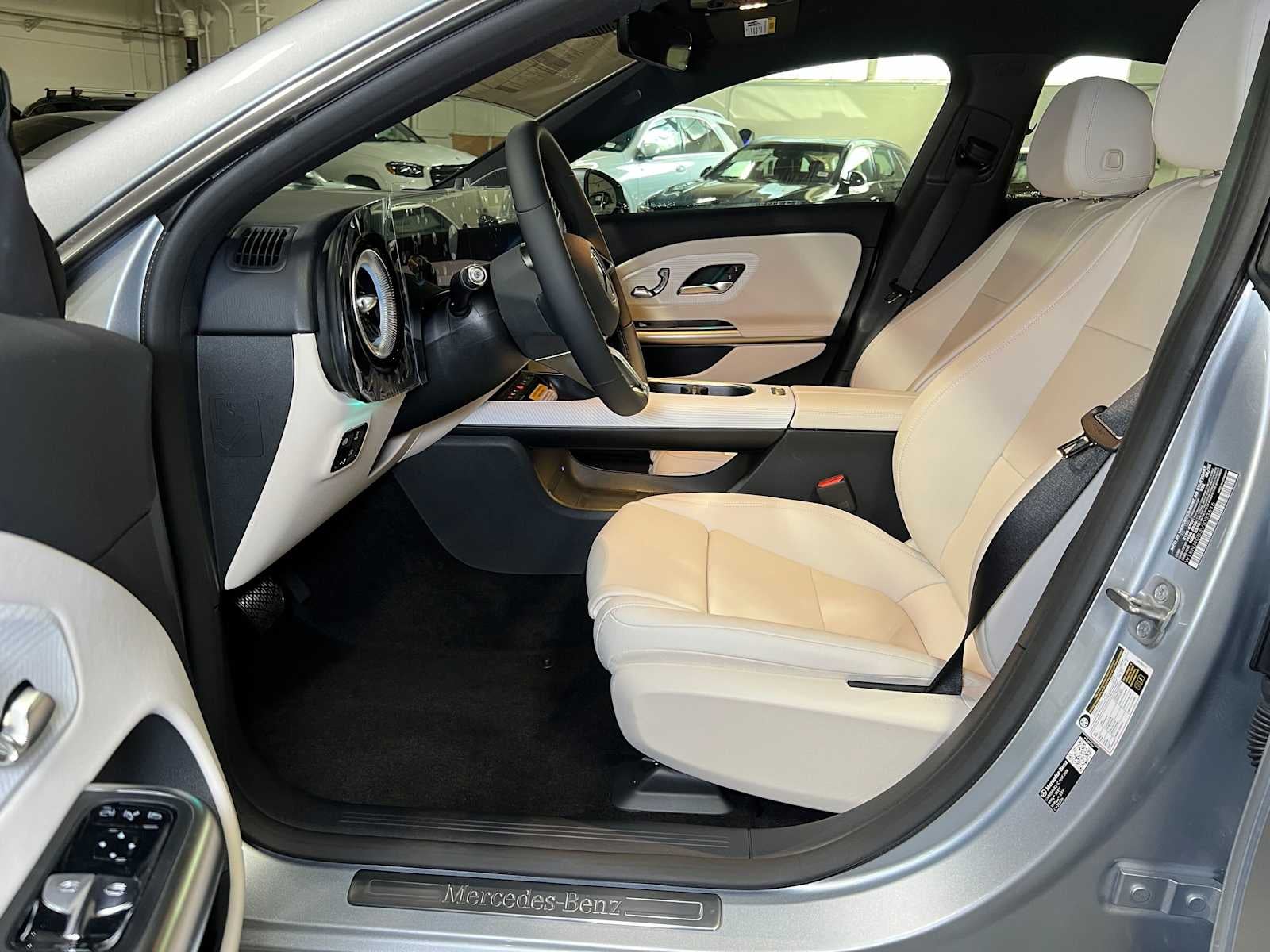 2027 Mercedes-Benz CLA 220 Hybrid FWD