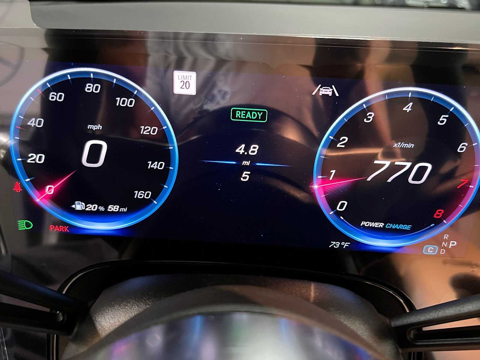 2027 Mercedes-Benz CLA 220 Hybrid FWD