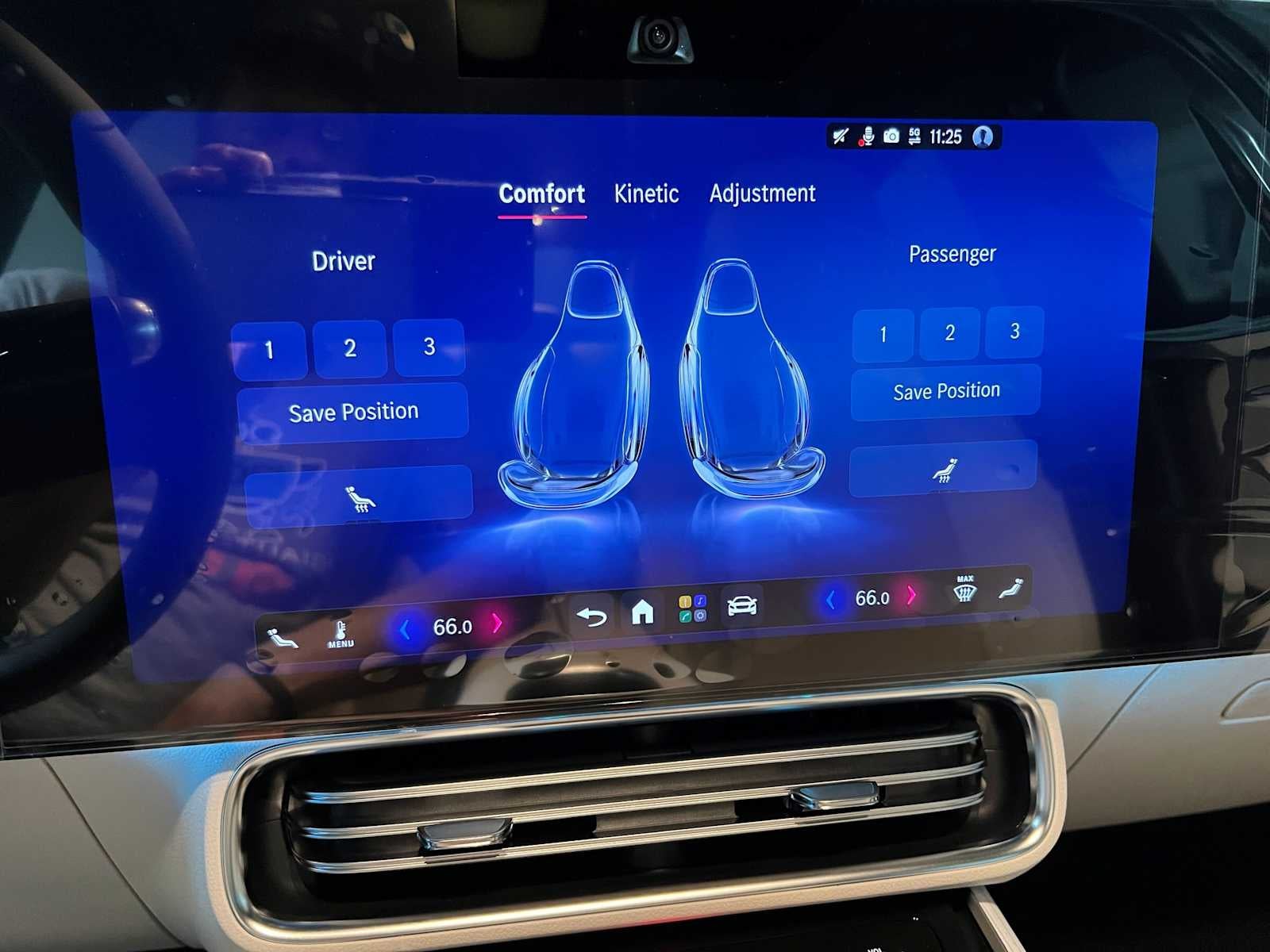 2027 Mercedes-Benz CLA 220 Hybrid FWD