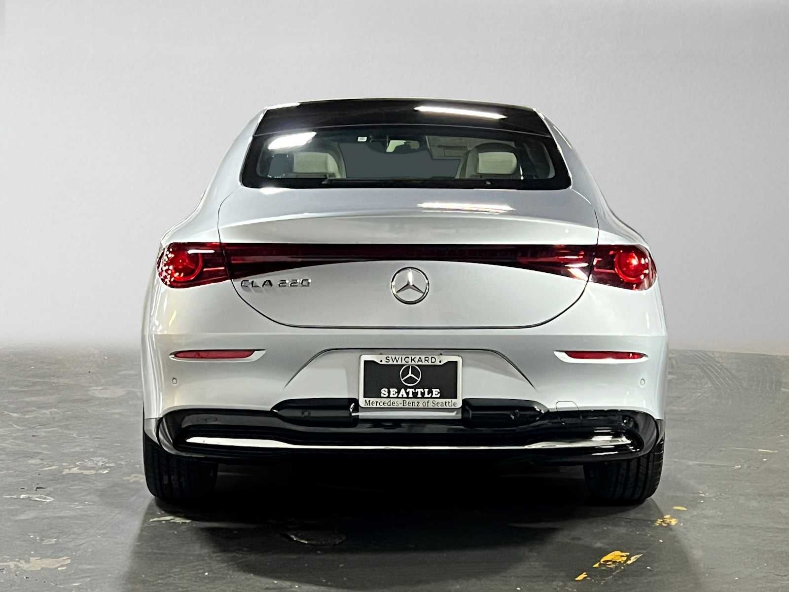 2027 Mercedes-Benz CLA 220 Hybrid FWD