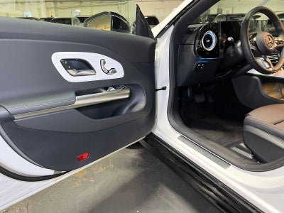 2027 Mercedes-Benz CLA 220 Hybrid FWD