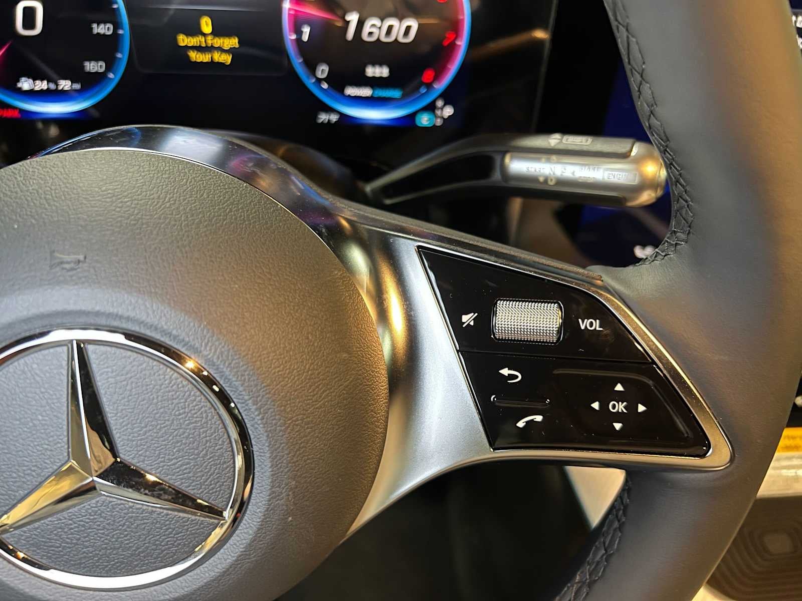 2027 Mercedes-Benz CLA 220 Hybrid FWD