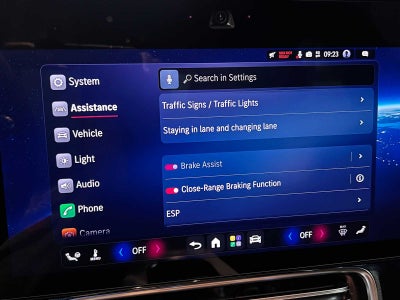 2027 Mercedes-Benz CLA 220 Hybrid FWD