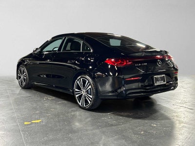 2027 Mercedes-Benz CLA 220 Hybrid FWD