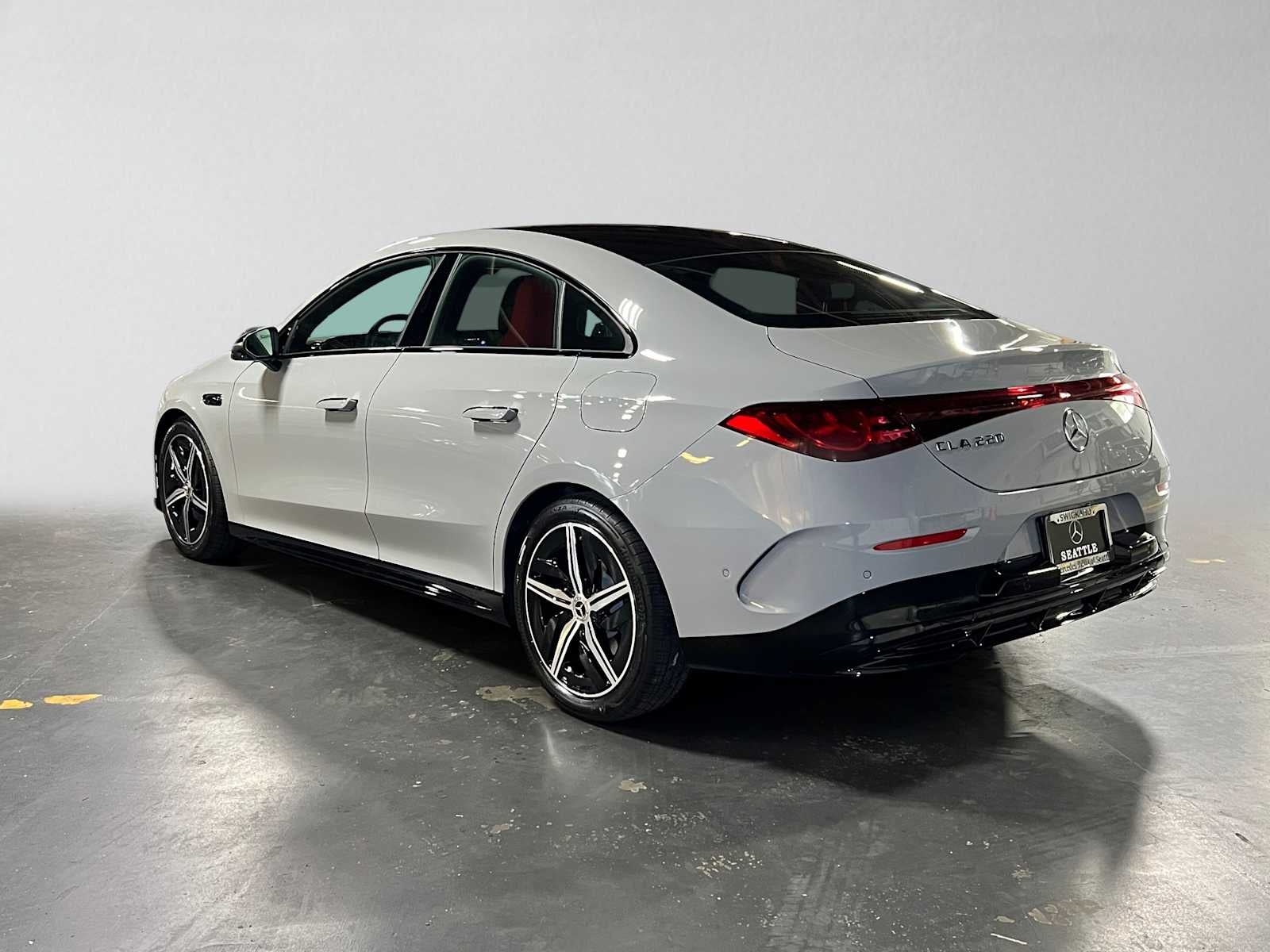 2027 Mercedes-Benz CLA 220 Hybrid FWD