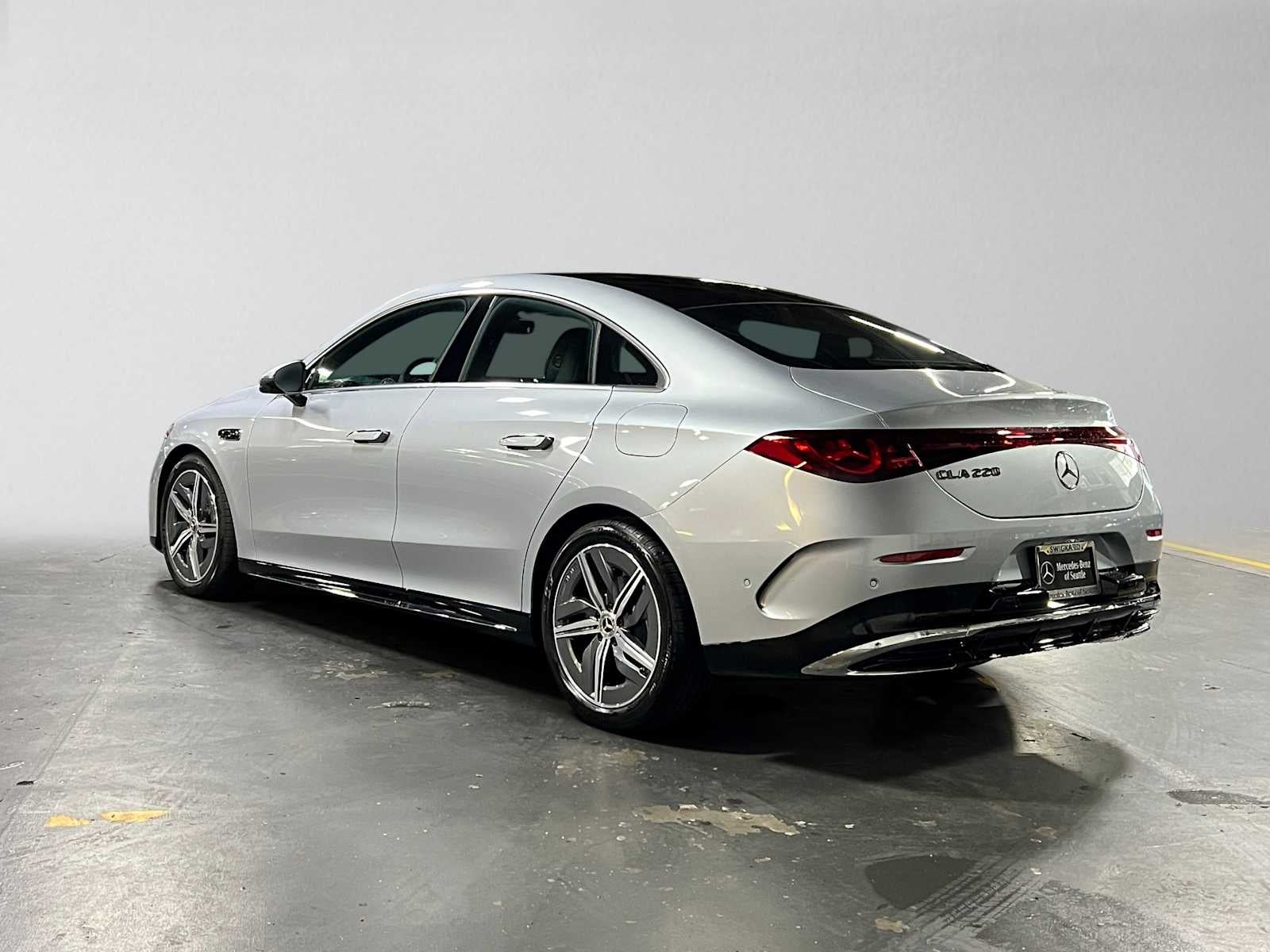 2027 Mercedes-Benz CLA 220 Hybrid FWD