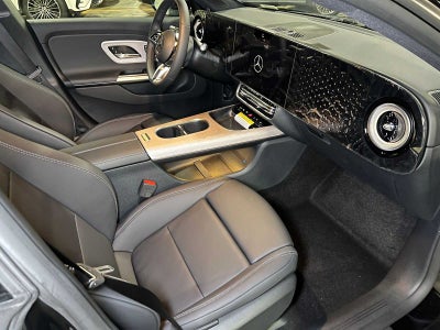2027 Mercedes-Benz CLA 220 Hybrid FWD