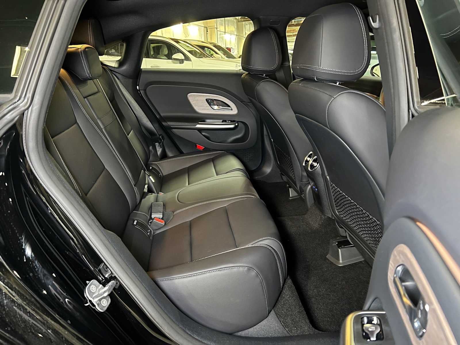 2027 Mercedes-Benz CLA 220 Hybrid FWD
