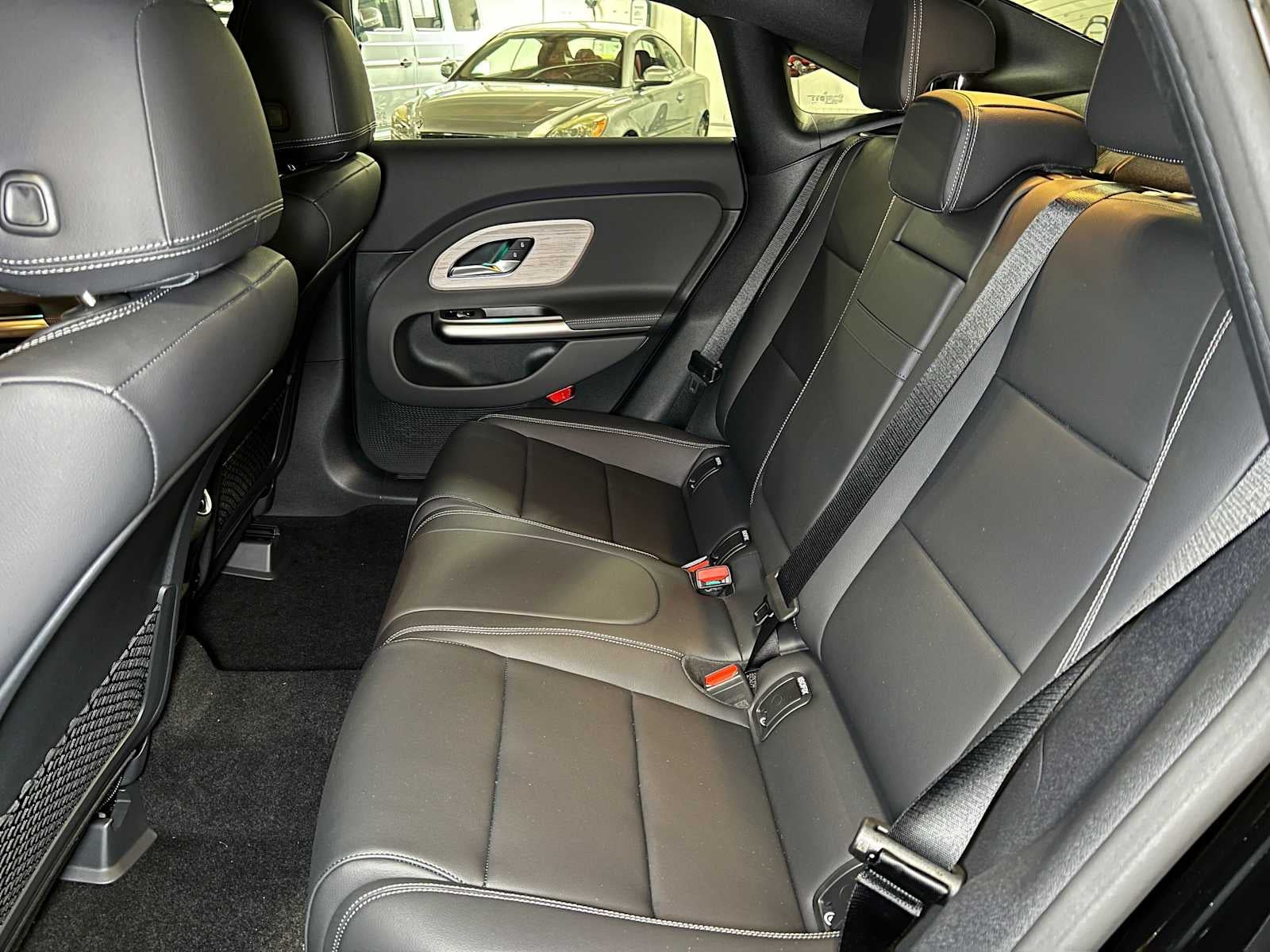 2027 Mercedes-Benz CLA 220 Hybrid FWD